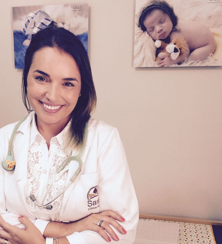 Andador: por favor, não! Por Dra. Karla de Oliveira – Médica Pediatra CRM 14398 RQE 8137 Andador: por favor, não! Por Dra. Karla de Oliveira – Médica Pediatra CRM 14398 RQE 8137